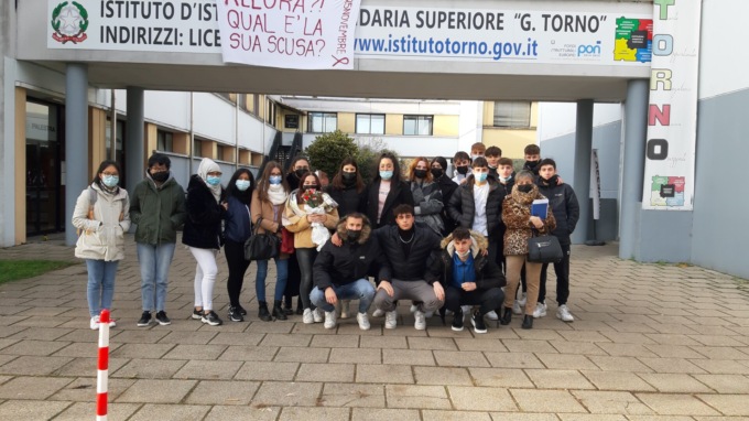 Jacopo Fo incontra gli studenti del Torno