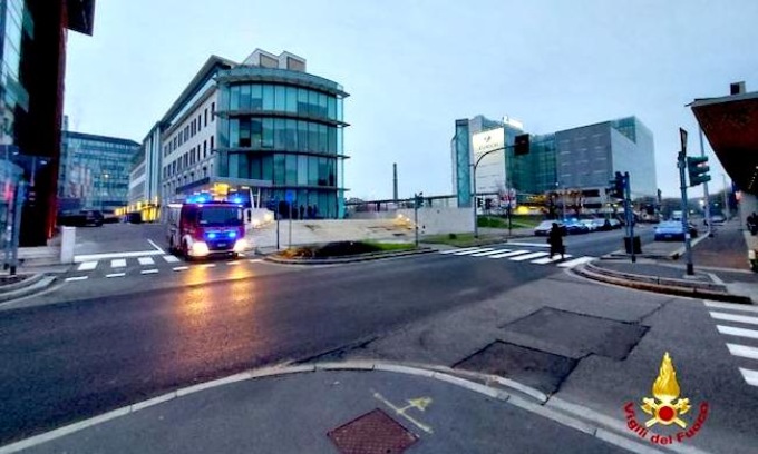 Esplosione all’alba di Natale in un palazzo di Generali: donna grave