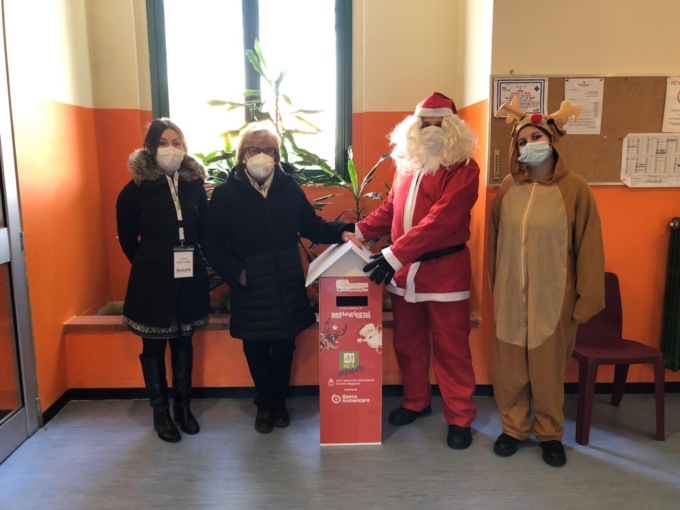 Babbo Natale in visita nelle scuole di Cerro Maggiore grazie al Move In