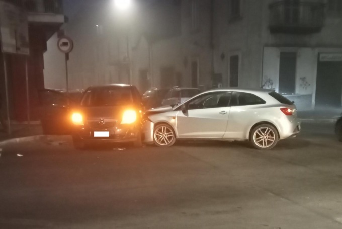 Riapre la strada e c’è subito un incidente