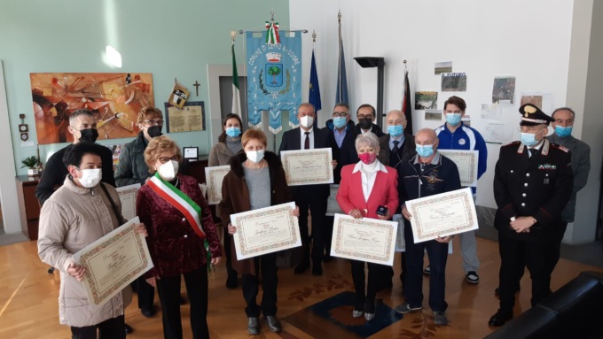 A Cerro Maggiore consegnate le benemerenze civiche