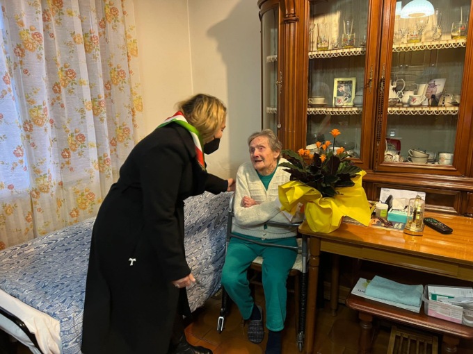 Robecco in festa per i 100 anni di Angela Benardi