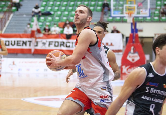 Vittoria dei Knights contro Langhe Roero