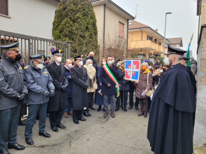 Posate le due Pietre d’inciampo per ricordare i deportati  Pietro Meloni e Giuseppe Cecchetti