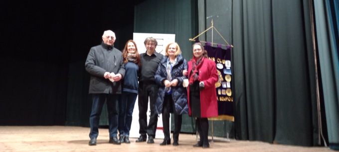 Uno spettacolo a teatro per celebrare il mondo femminile