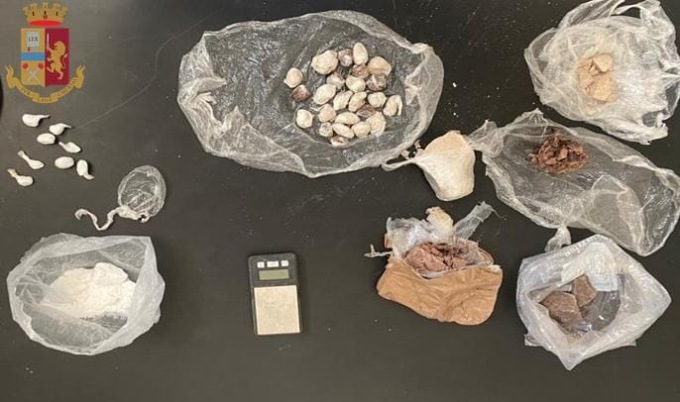 La Polizia di Stato arresta tre spacciatori