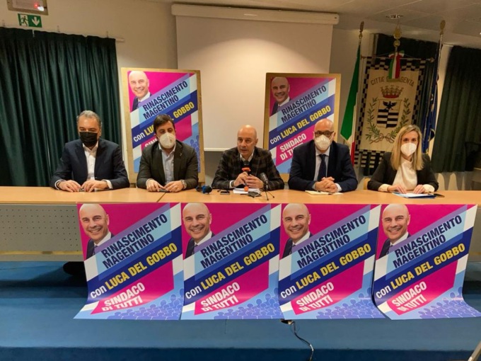 Il centrodestra lancia Luca Del Gobbo e il “Rinascimento Magentino”