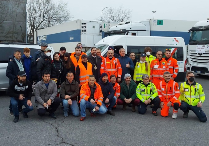 Convoglio umanitario per l’Ucraina: la Croce azzurra fa la propria parte