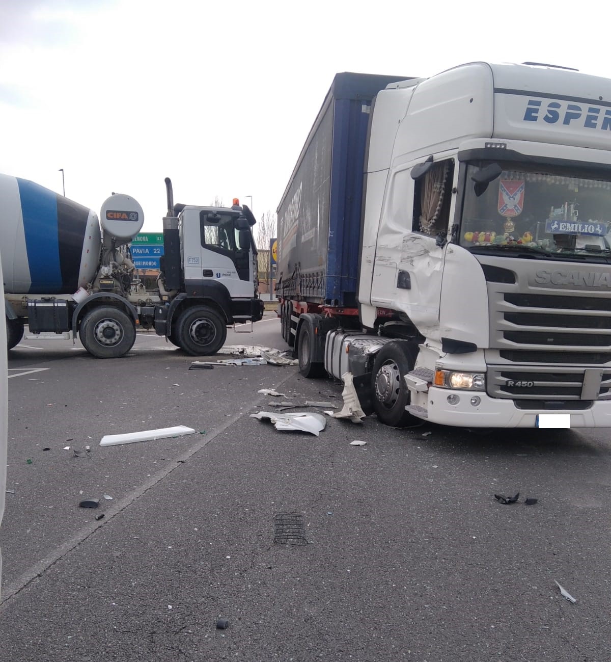 Abbiategrasso, incidente in via Ada Negri