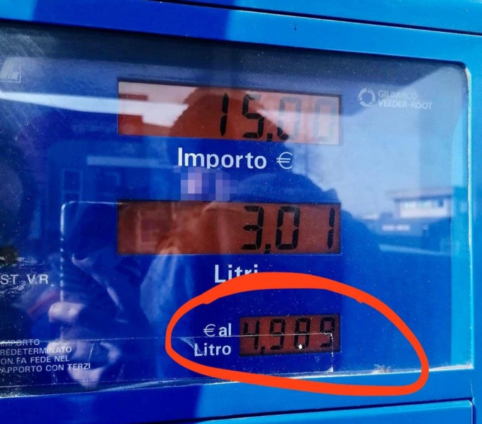 Benzina a 5 euro al litro… ma è un errore!