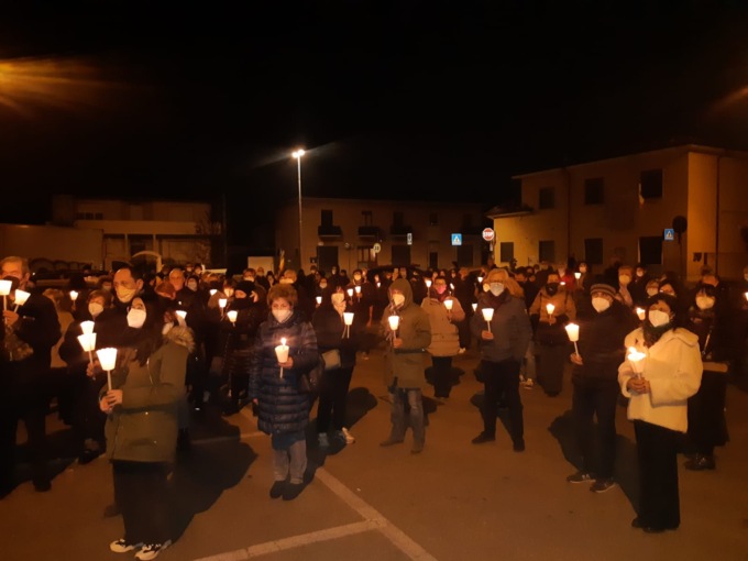 Fiaccolata per la pace in Ucraina