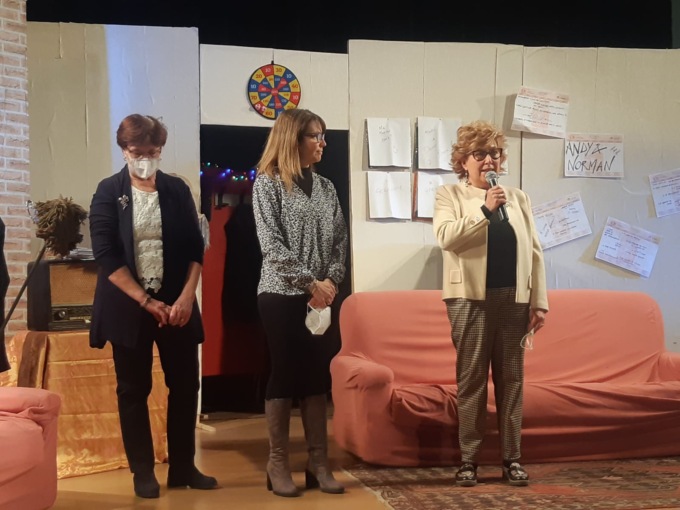 Teatro con offerte e aiuti per l’Ucraina
