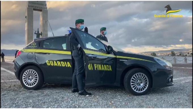 Favoreggiamento dell’immigrazione clandestina: arrestate due persone