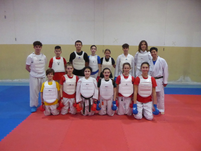Corsi gratuiti di karate per le ragazze