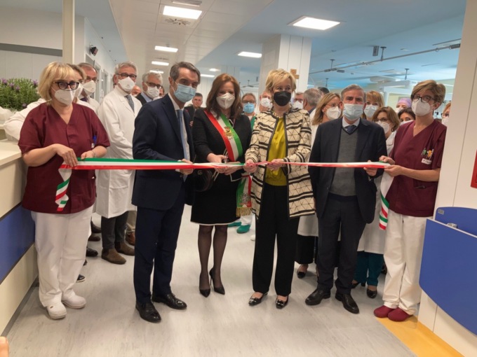 Fontana e Moratti inaugurano il nuovo Polo Tecnologico dell’Ospedale Fornaroli