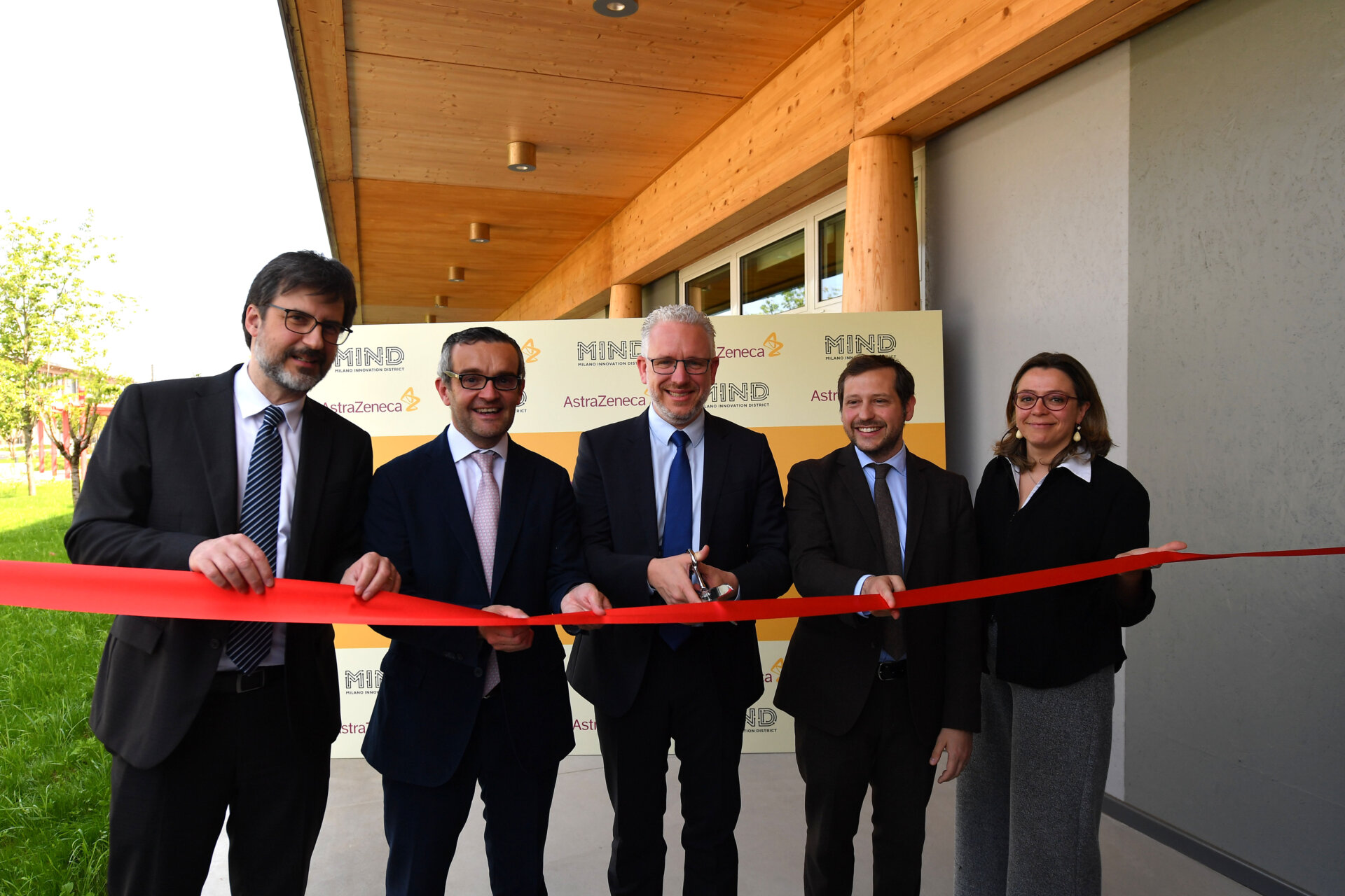 rho inaugurazione astrazeneca