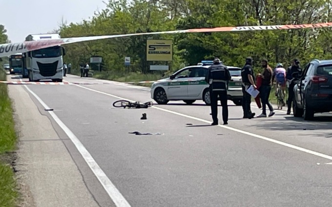 Ciclista investito: interviene l’elisoccorso in codice rosso