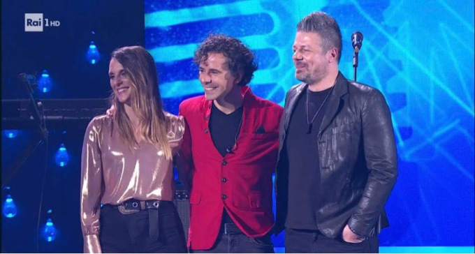 Gli “Xela unplugged” hanno suonato nella prima puntata di “The Band”