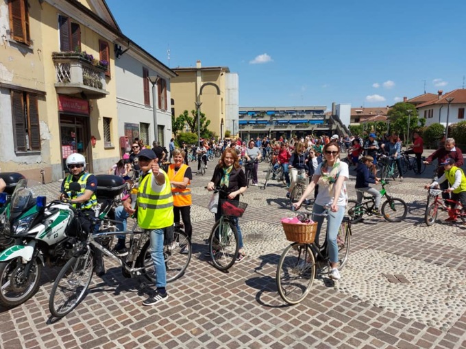 La biciclettata ha dato il via agli eventi estivi