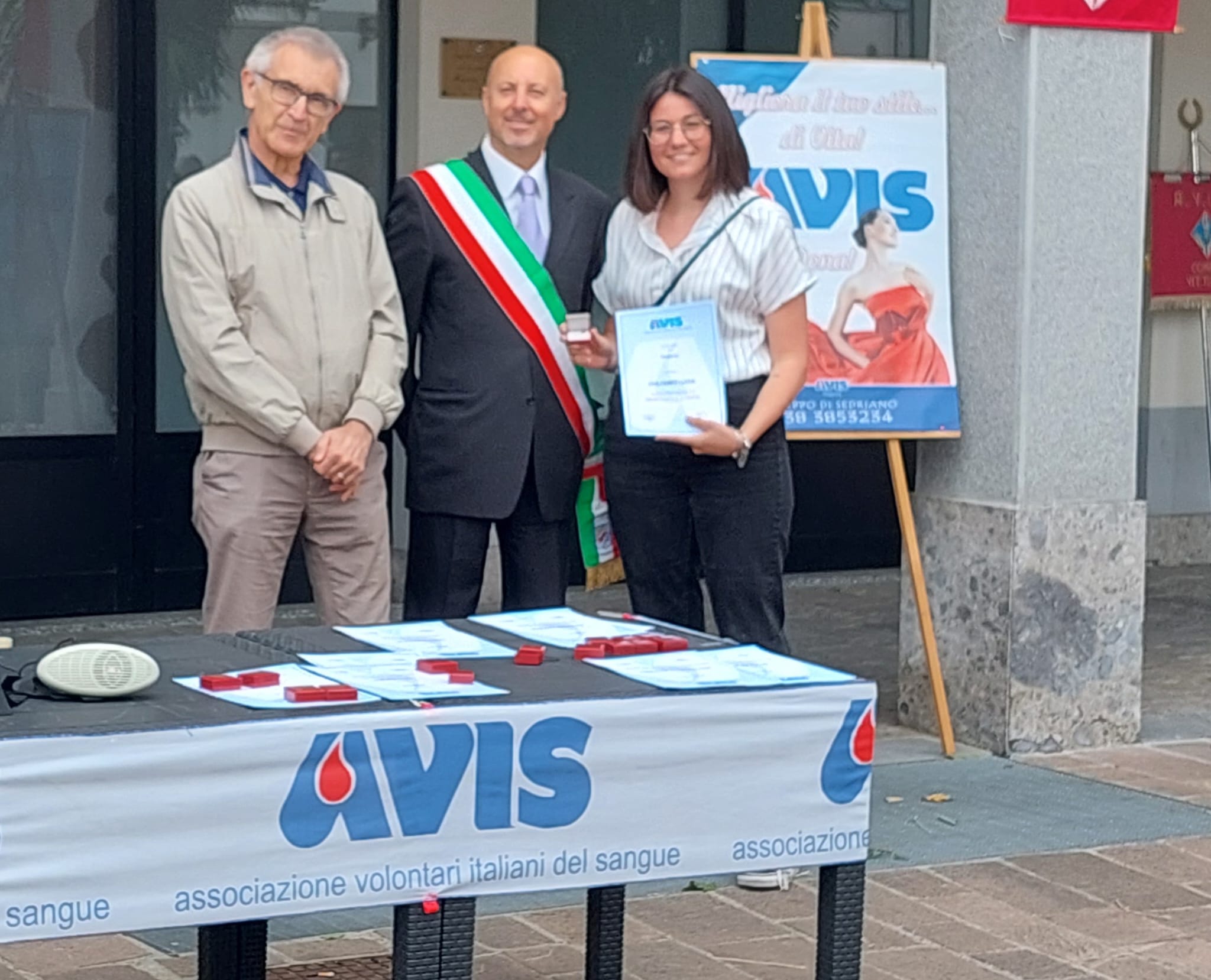 Premiazioni donatori Avis Sedriano con sindaco Marco Re