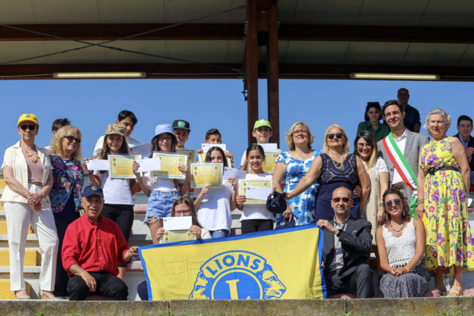 Borse di studio date in regalo dai Lions Club agli studenti più meritevoli