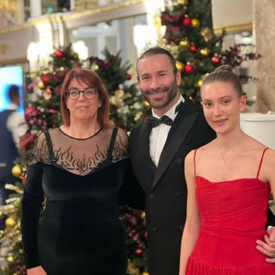 Alice a  15 anni suona alla notte del  classico  dopo essersi esibita davanti ai reali di Monaco