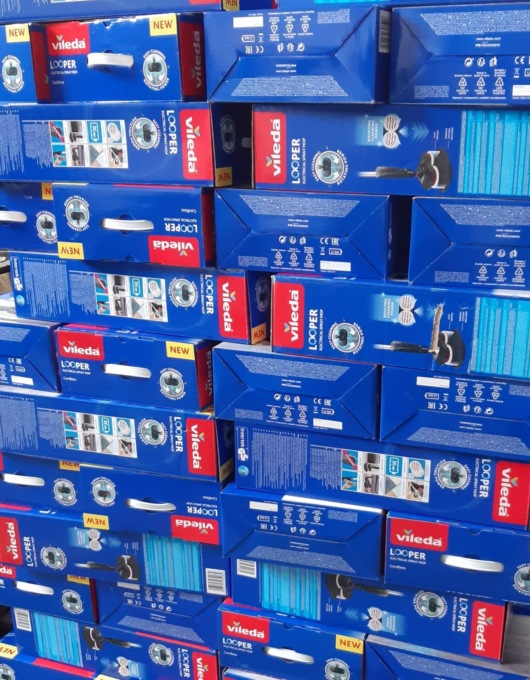 Controllano una azienda e trovano 248 scope elettriche rubate