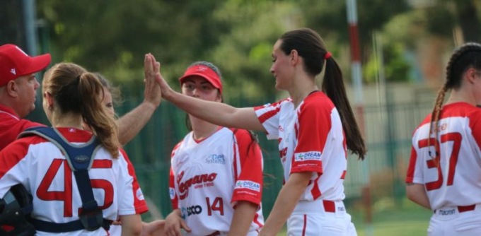 Una vittoria e una sconfitta in vetta alla classifica per il Softball Legnano