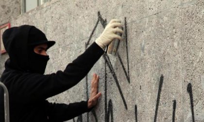 “Vandali, schiamazzi e rifiuti abbandonati: ora parlatene coi cittadini”