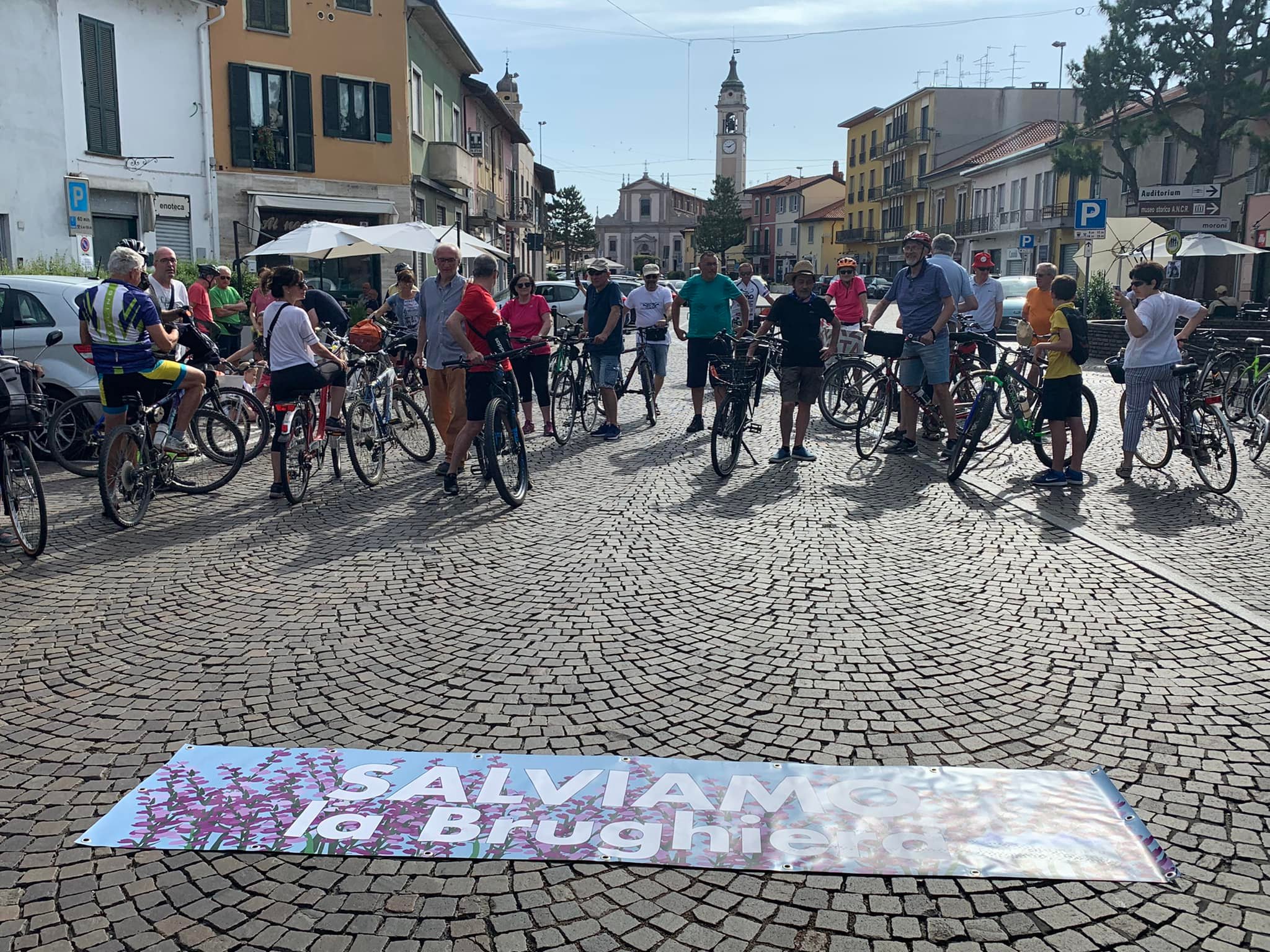 Castano Primo, biciclettata per salvare la brughiera