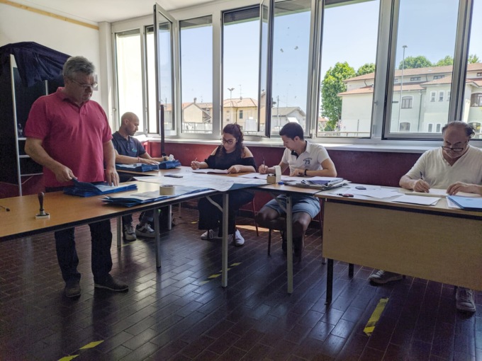 Magnago, via allo spoglio: in testa Candiani