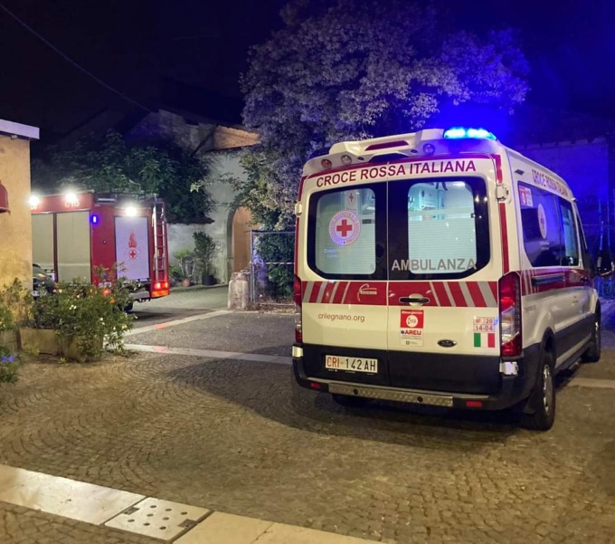 Terza auto in fiamme in paese