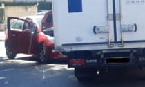 Auto contro furgone: ferite due persone