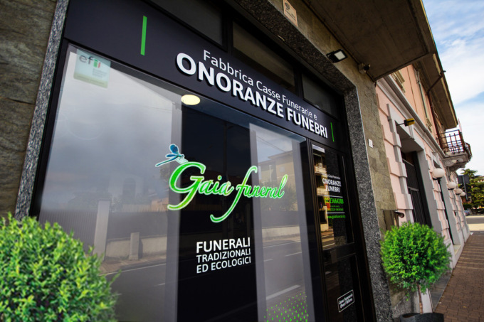 Funerale green, la nuova tendenza che fa bene all’ambiente