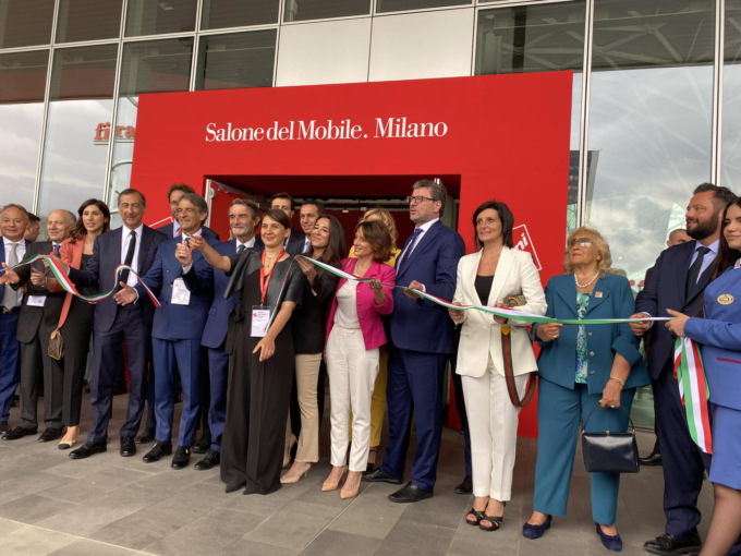 Inaugurato il Salone del mobile alla fiera di Rho-Milano