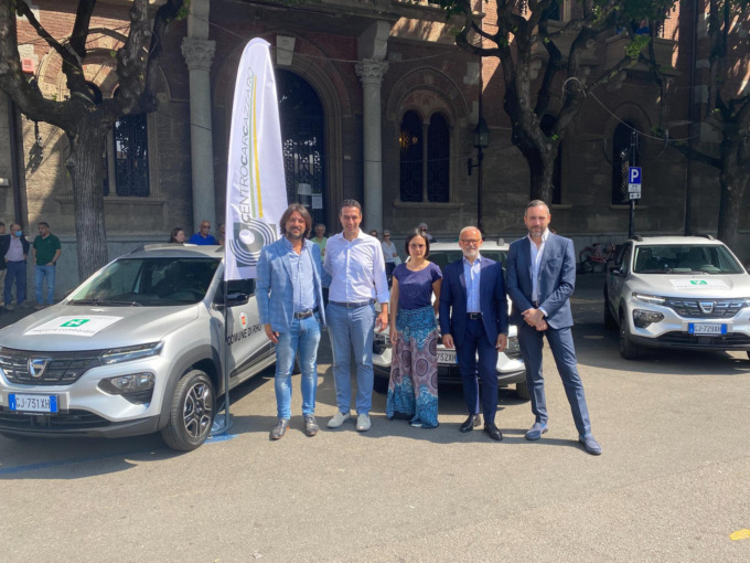 Tre nuove auto elettriche per il Comune