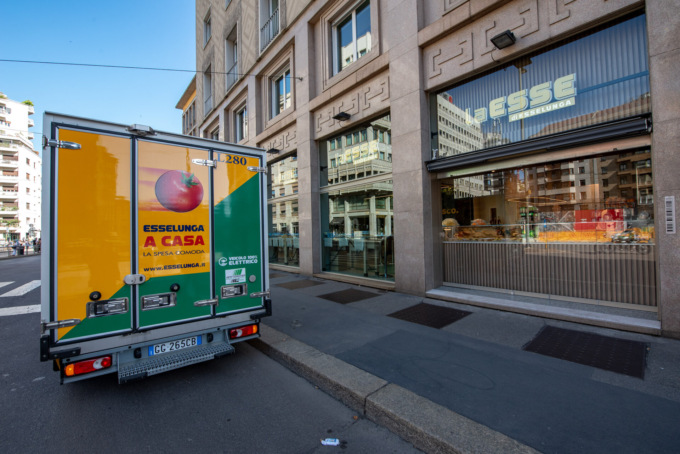 laEsse apre in Largo Augusto a Milano