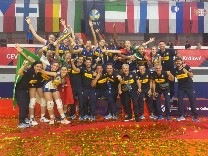Le azzurrine del magentino Michele Fanni sul tetto d’Europa