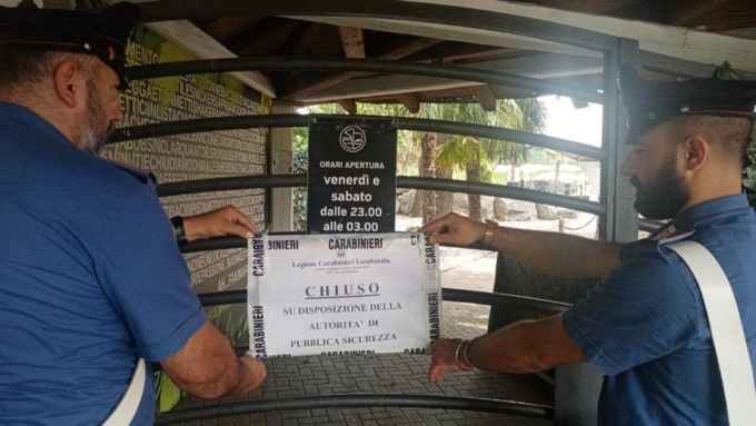 Legnanese accoltellato, chiuso il bar