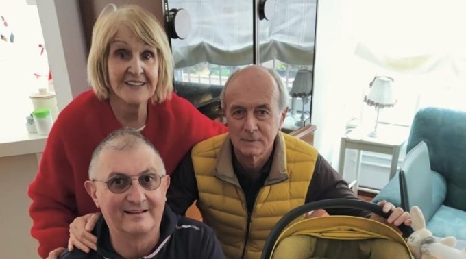 Ospitano famiglie ucraine nella casa del papà scomparso