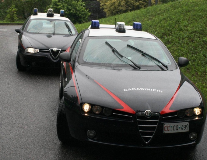 Mamma stalker in carcere, l’avvocato: “Sta male, deve uscire”