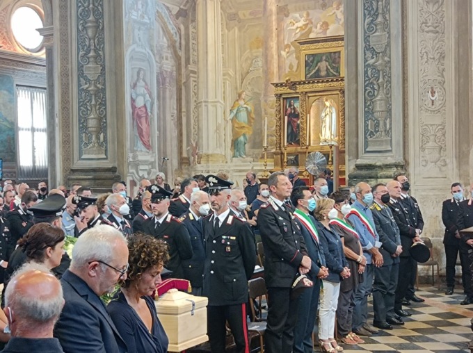 L’ultimo saluto al Vice Brigadiere Saverio Cirillo morto in montagna