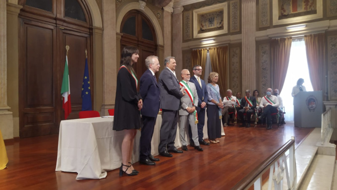 Internato nei lager nazisti: Milano consegna una medaglia d’onore al figlio