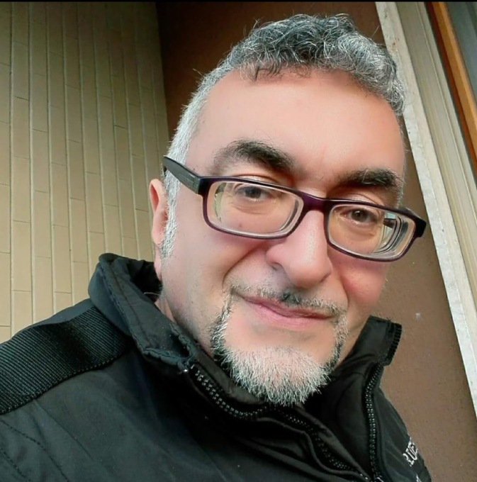 Interviene per difendere delle ragazze dal branco: “Nessun altro ha fatto nulla”