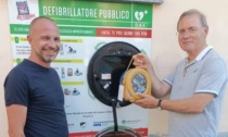 Salva la vita a suo papà col defibrillatore