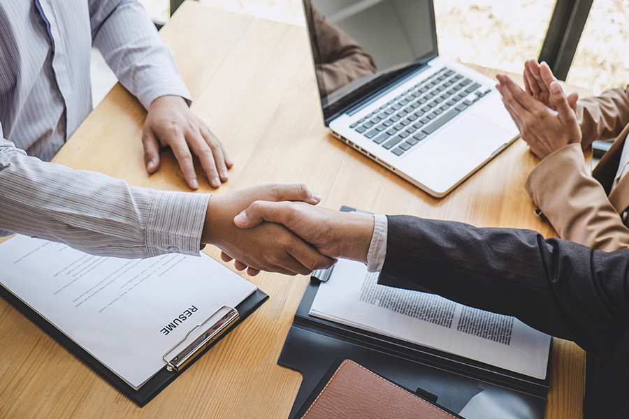 Soft skills per lavorare a Milano: come distinguersi in selezione