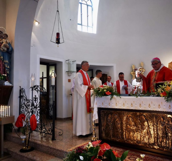 La comunità accoglie il nuovo parroco don Denis Piccinato