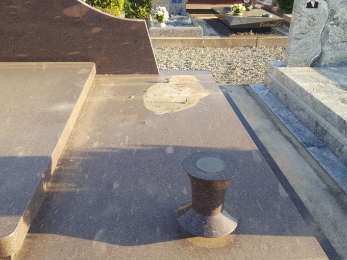 Ladri razziano i cimiteri: sparite le statue