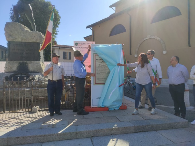 Inaugurata la mostra sul Monumento ai Caduti