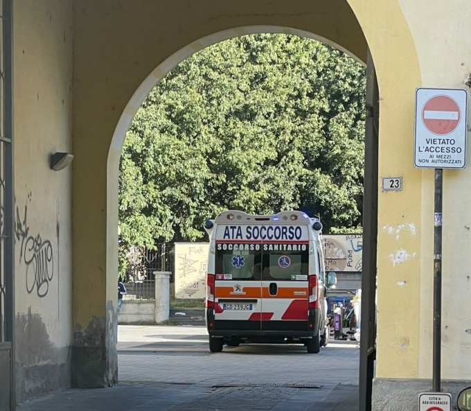 Chiusa in casa, non rispondeva da due giorni: stava dormendo